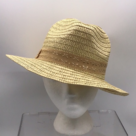 🌼3/$13🌼 BUNDLE DEAL! Beige Sun Hat - Picture 1 of 5